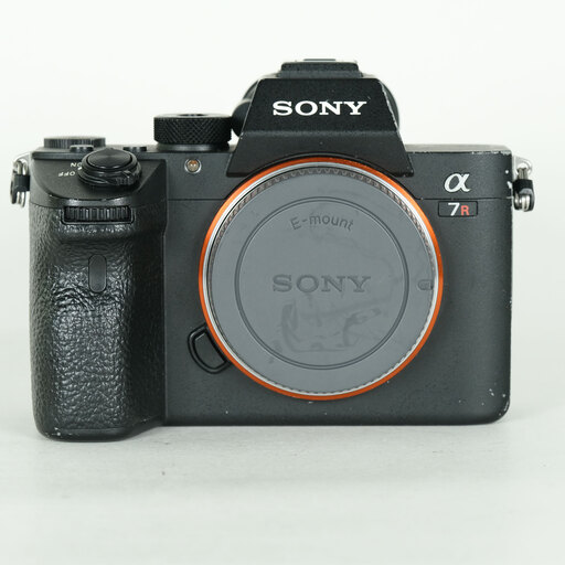 SONY α7R III （ILCE-7RM3）を徹底解説。作例からおすすめレンズまで