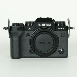 FUJIFILM X-T4