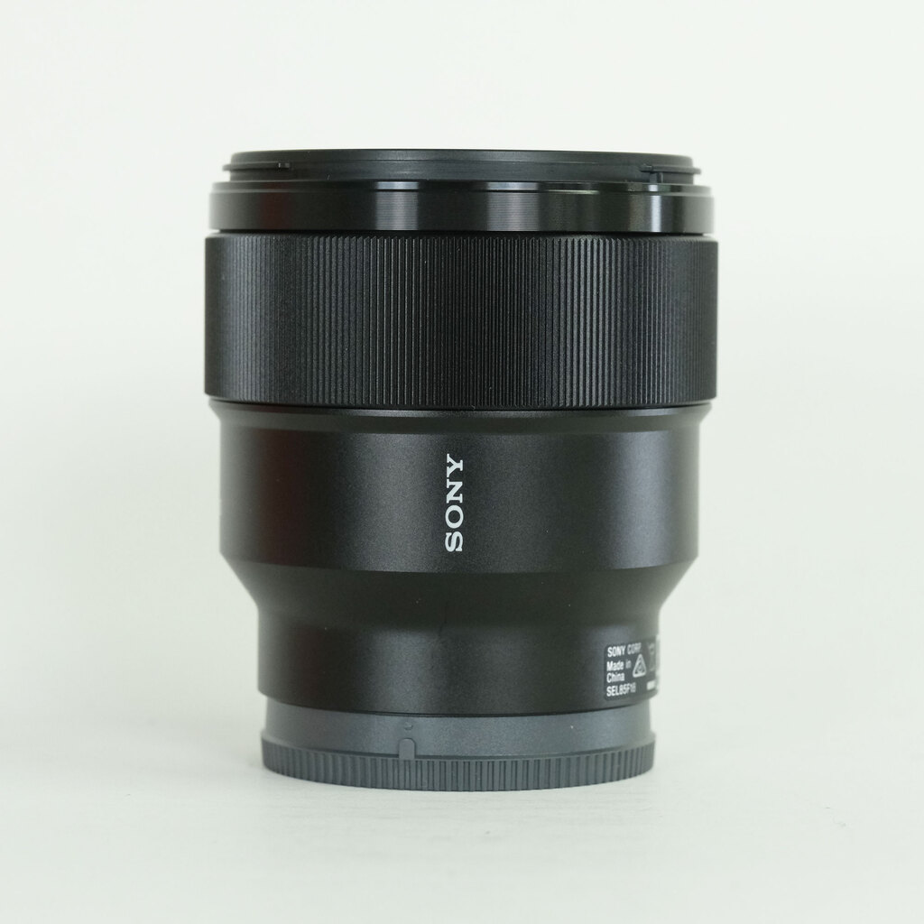 SONY FE 85mm F1.8 SEL85F18