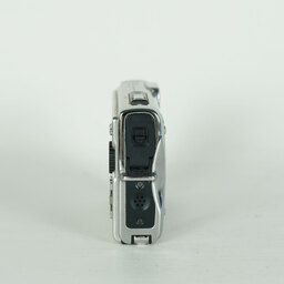 OLYMPUS μTOUGH 8000 シルバー OLYMPUS μTOUGH 8000 シルバー