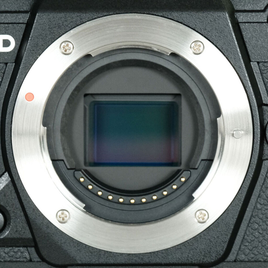 OLYMPUS OM-D E-M5 Mark III