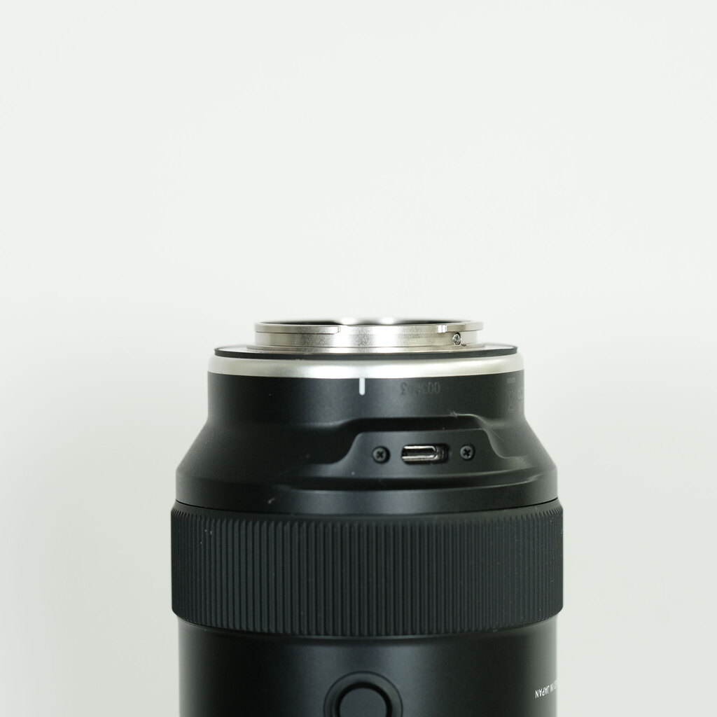 TAMRON 50-300mm F/4.5-6.3 Di III VC VXD (Model A069) [ソニーE用]