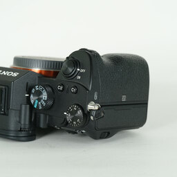 SONY α7 III(ILCE-7M3) SONY α7 III(ILCE-7M3)