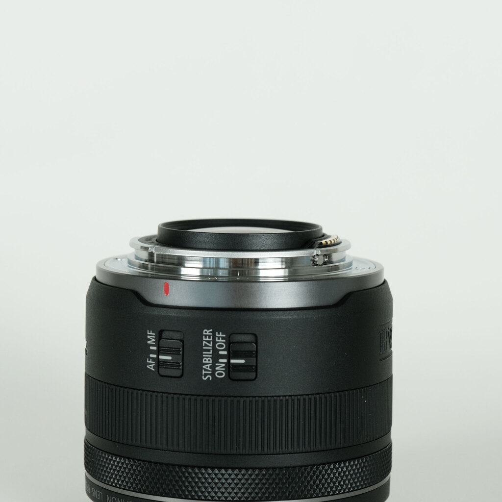 Canon RF35mm F1.8 MACRO IS STM