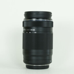 OLYMPUS M.ZUIKO DIGITAL ED 75-300mm F4.8-6.7 II