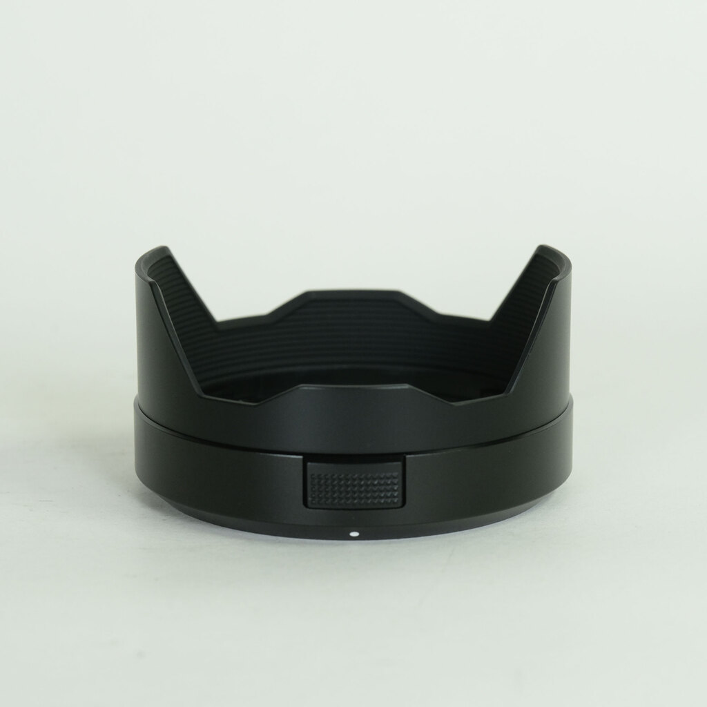 Panasonic LEICA DG VARIO-ELMARIT 12-60mm / F2.8-4.0 ASPH. / POWER O.I.S.