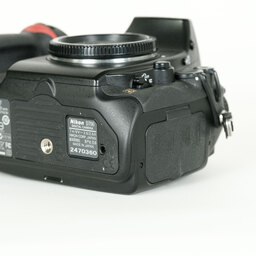 Nikon D700 ボディ