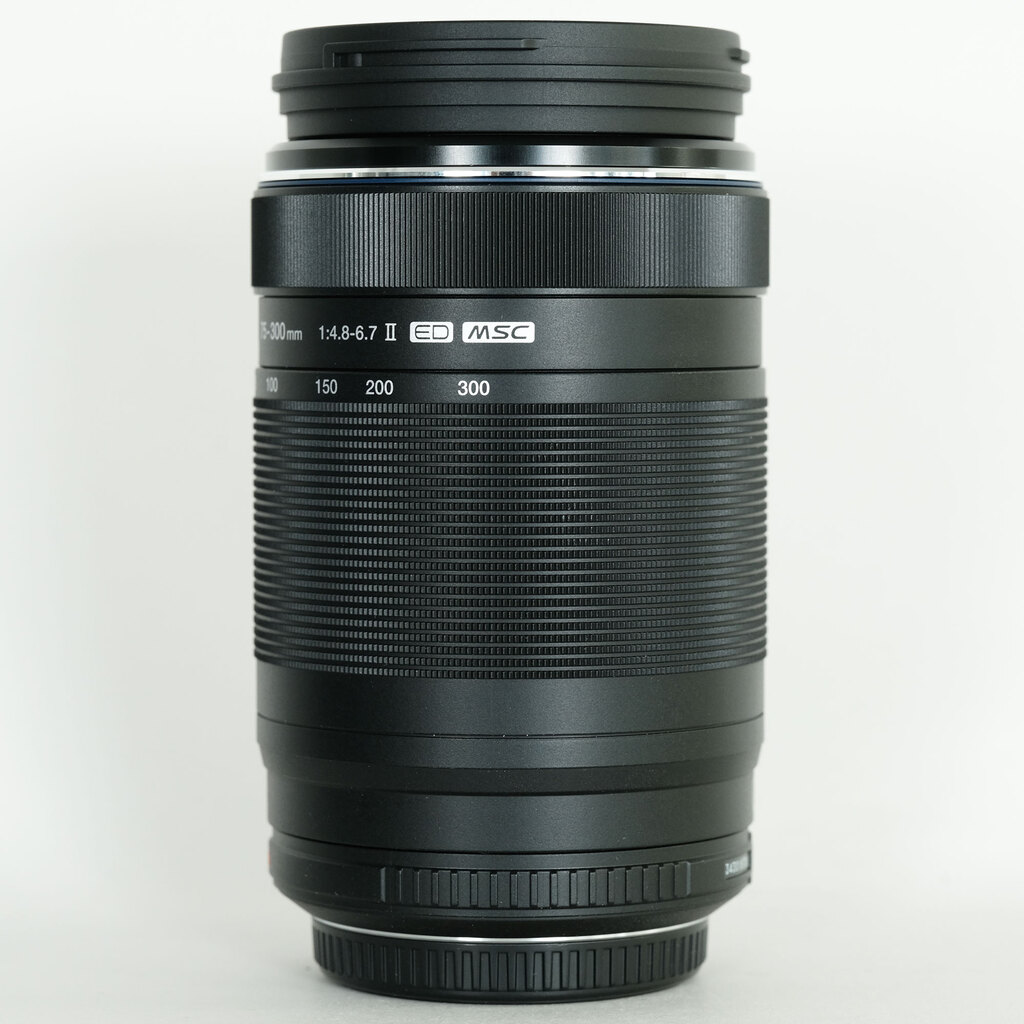 OLYMPUS M.ZUIKO DIGITAL ED 75-300mm F4.8-6.7 II
