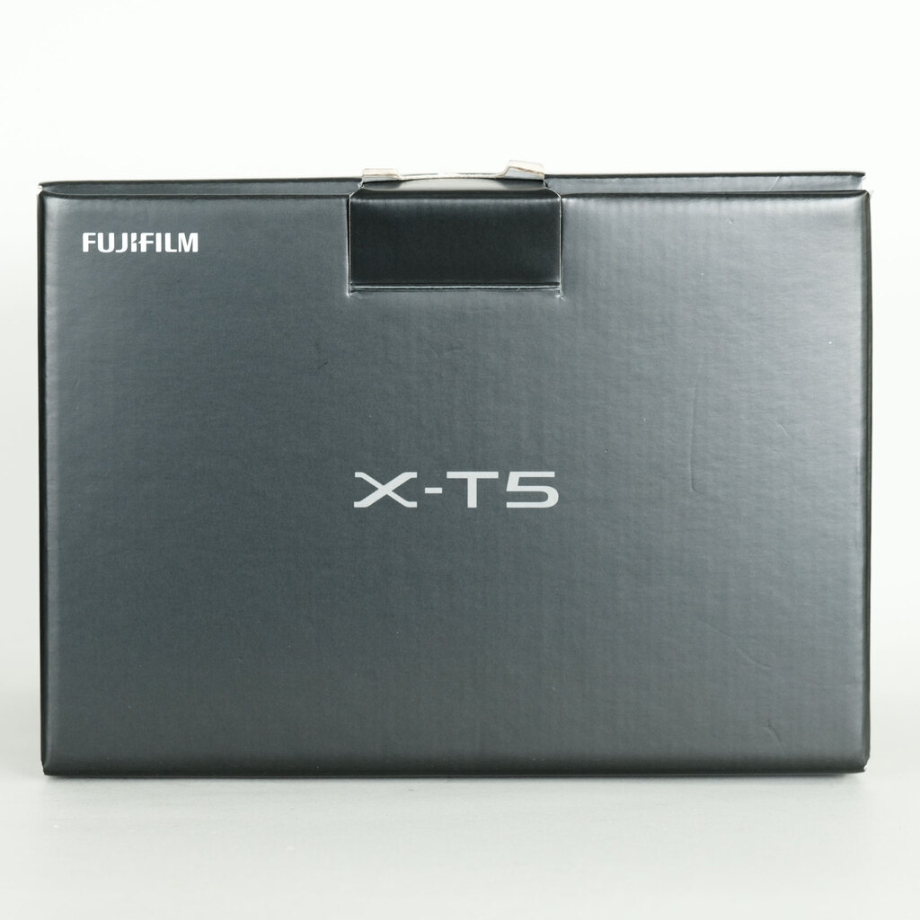 FUJIFILM X-T5 FUJIFILM X-T5