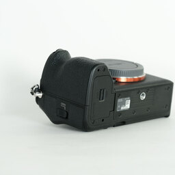 SONY α7 IV(ILCE-7M4) SONY α7 IV(ILCE-7M4)