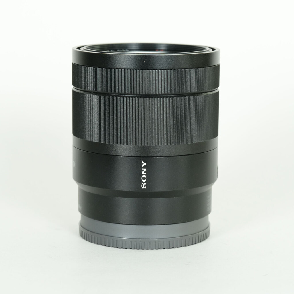 SONY Vario-Tessar T* E 16-70mm F4 ZA OSS SEL1670Z SONY Vario-Tessar T* E 16-70mm F4 ZA OSS SEL1670Z
