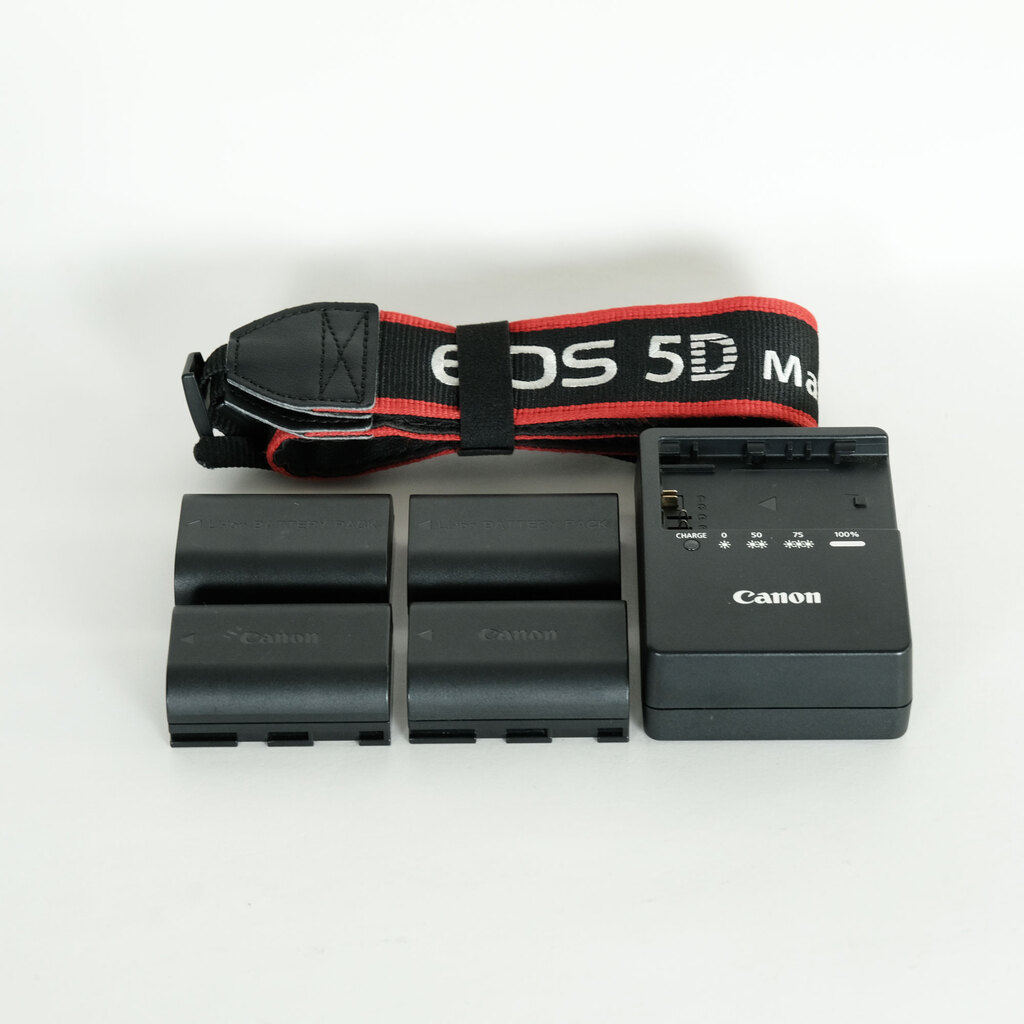 Canon EOS 5D Mark IV Canon EOS 5D Mark IV