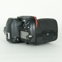 Nikon D500
