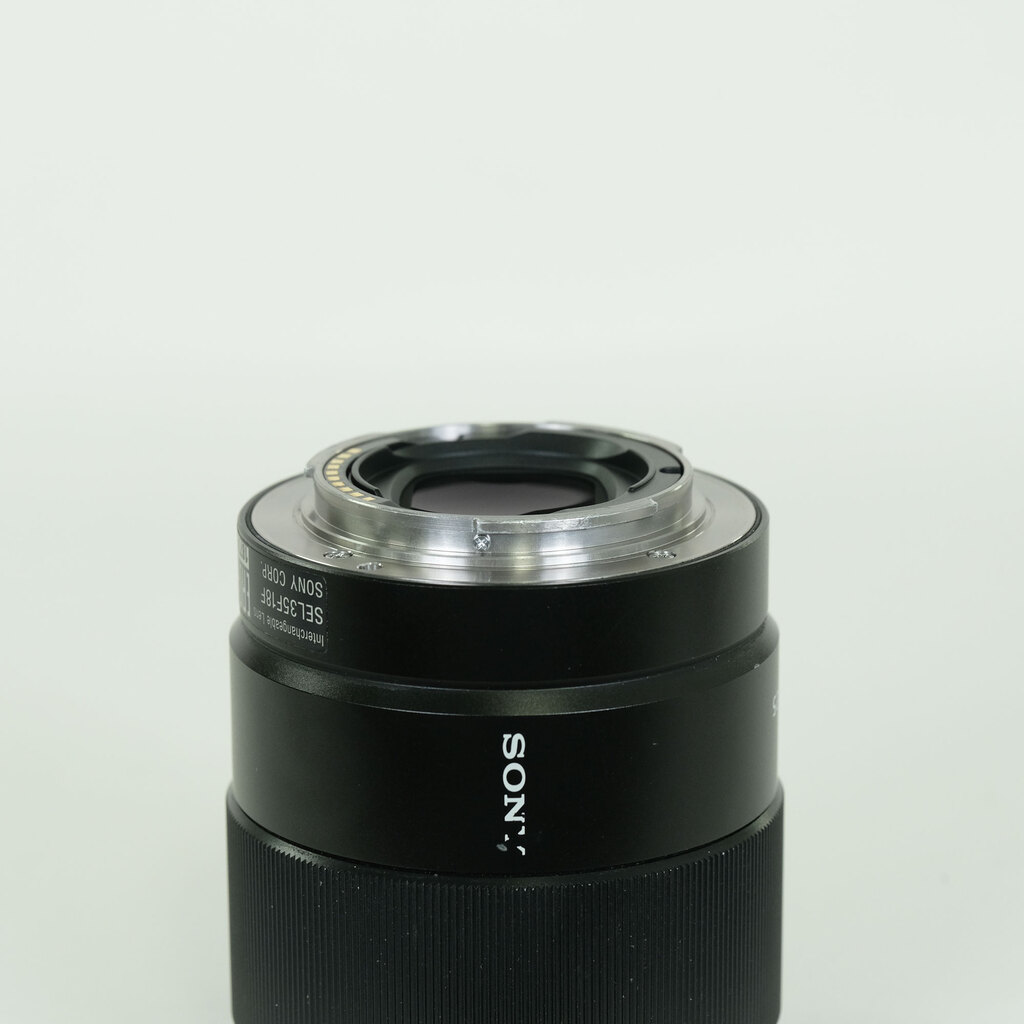 SONY FE 35mm F1.8 SEL35F18F SONY FE 35mm F1.8 SEL35F18F