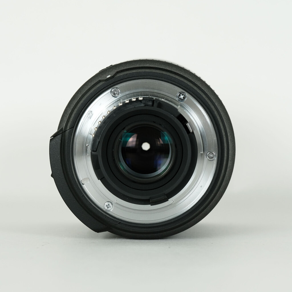 Nikon AF-S DX NIKKOR 18-200mm F3.5-5.6G ED VR II