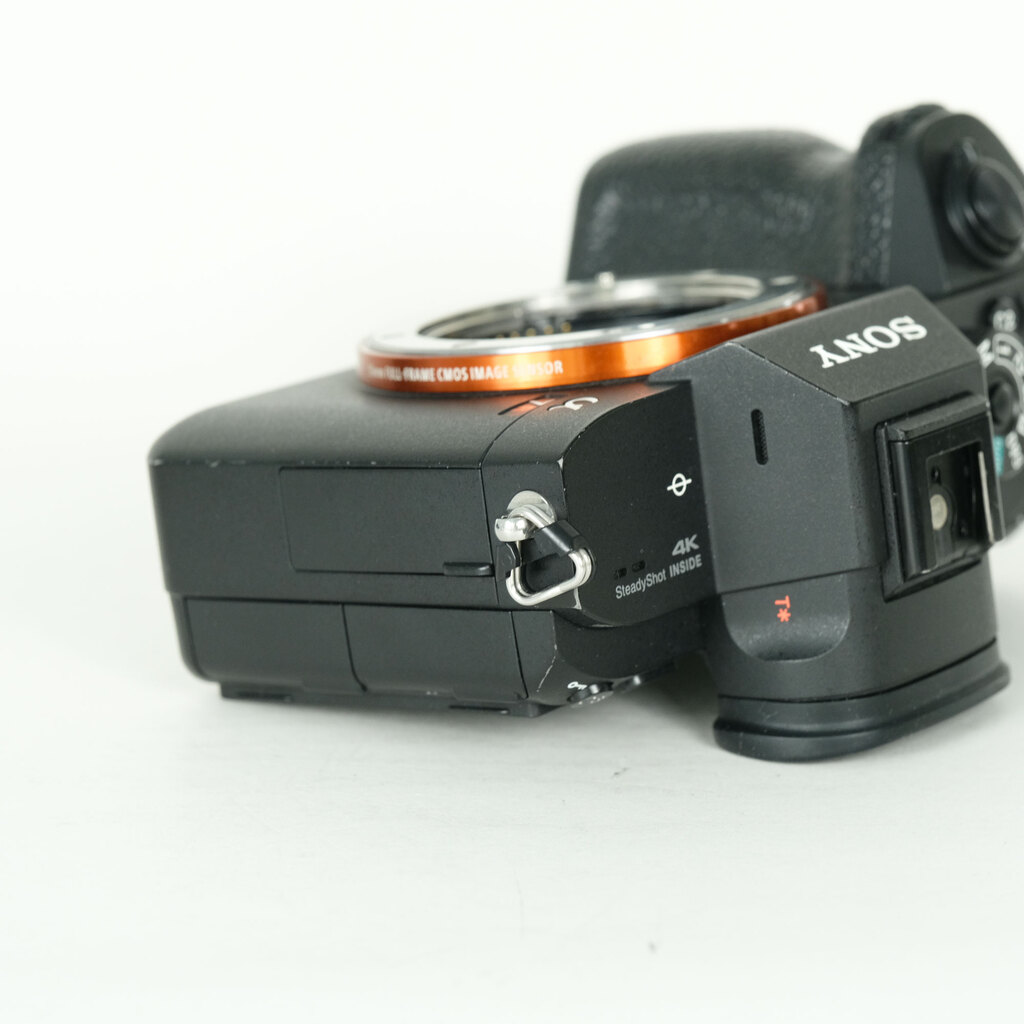 SONY α7R III（ILCE-7RM3）の出品 | ONE SCENE（ワンシーン）
