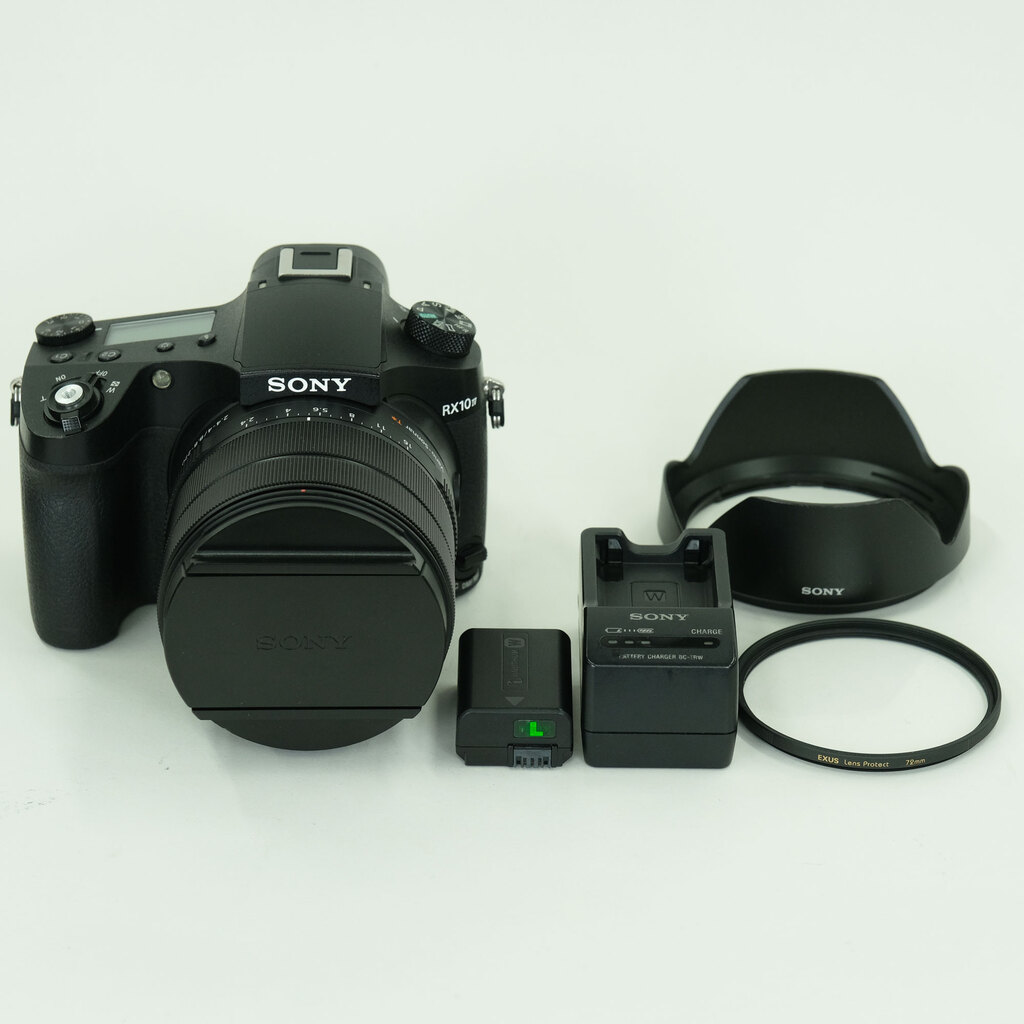 SONY Cyber-shot DSC-RX10M4
