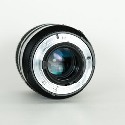 Nikon AF 105mm F2.8D マイクロ