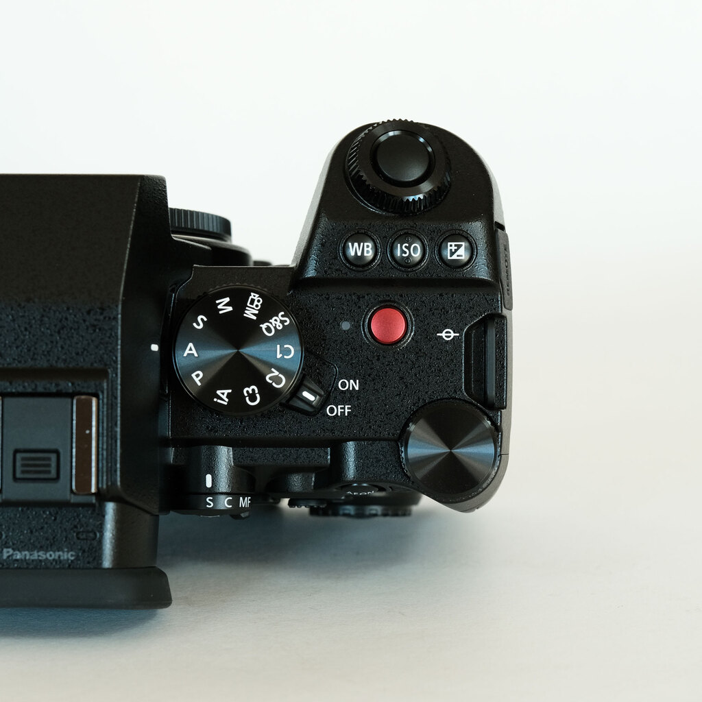 Panasonic LUMIX S5II DC-S5M2