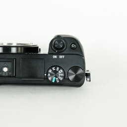 SONY α6100（ILCE-6100）