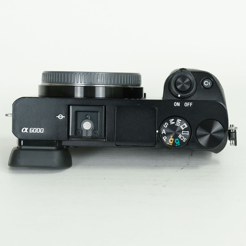 SONY α6000(ILCE-6000) SONY α6000(ILCE-6000)