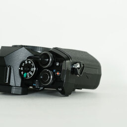 OLYMPUS OM-D E-M5 Mark III