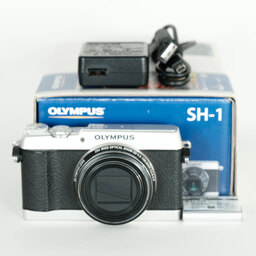 OLYMPUS STYLUS SH-1 SLV シルバー