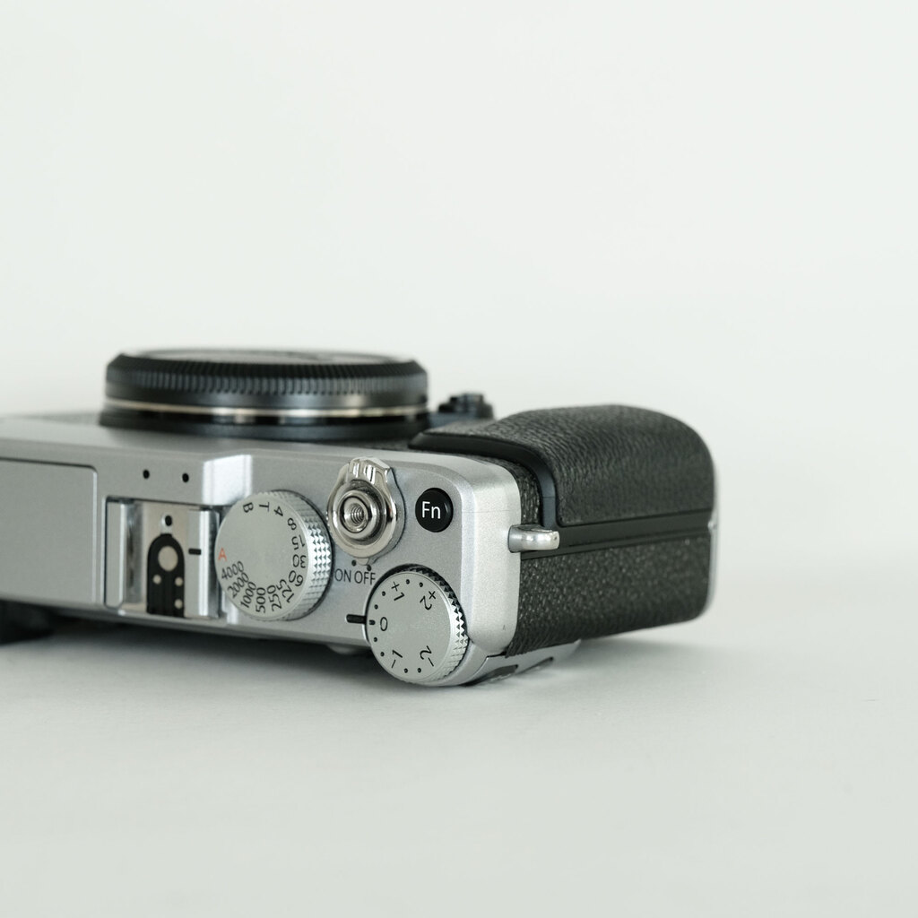 FUJIFILM X-E1 シルバー