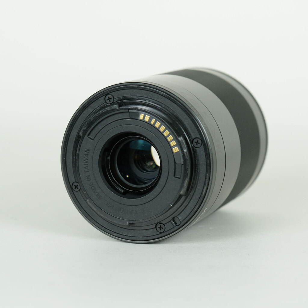 Canon EF-M55-200mm F4.5-6.3 IS STM