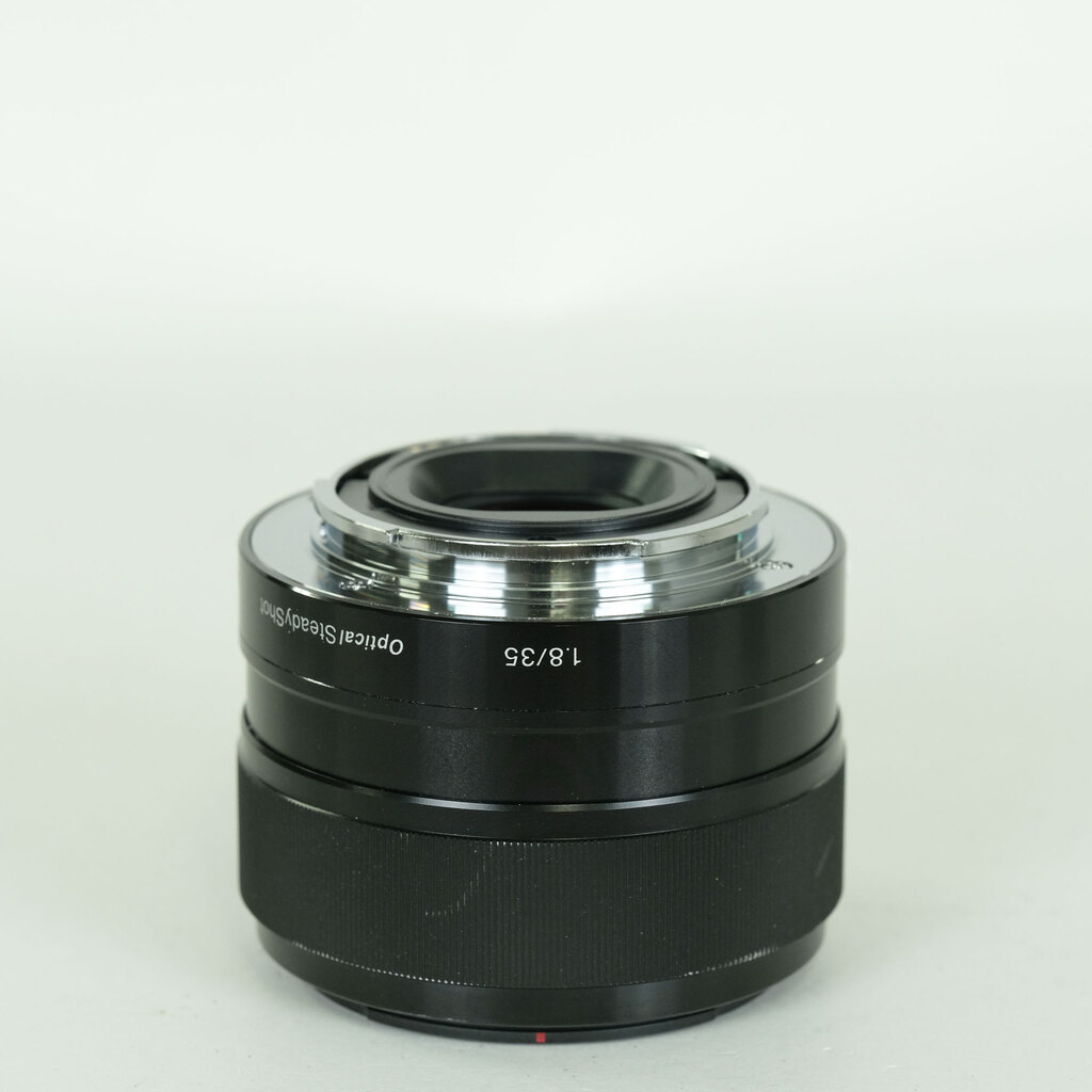 SONY E 35mm F1.8 OSS SEL35F18