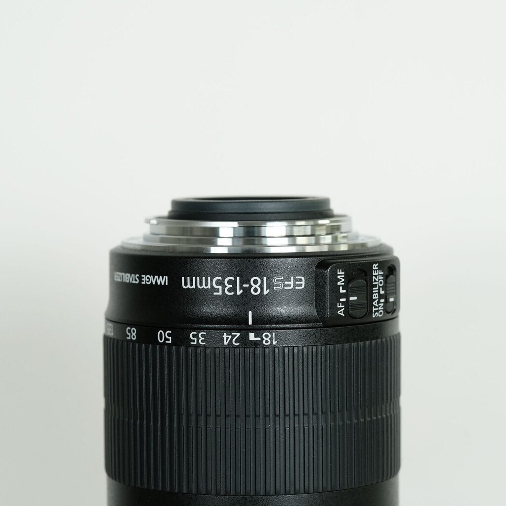 Canon EF-S18-135mm F3.5-5.6 IS