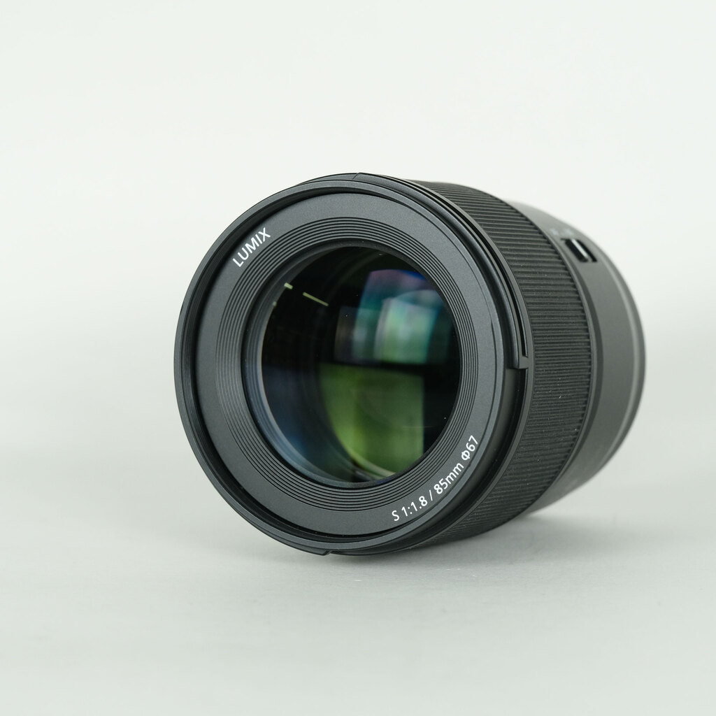 【値下げ】2026年3月購入品LUMIX S 85mm F1.8 Panasonic LUMIX S 85mm F1.8の出品 | ONE SCENE（ワンシーン）