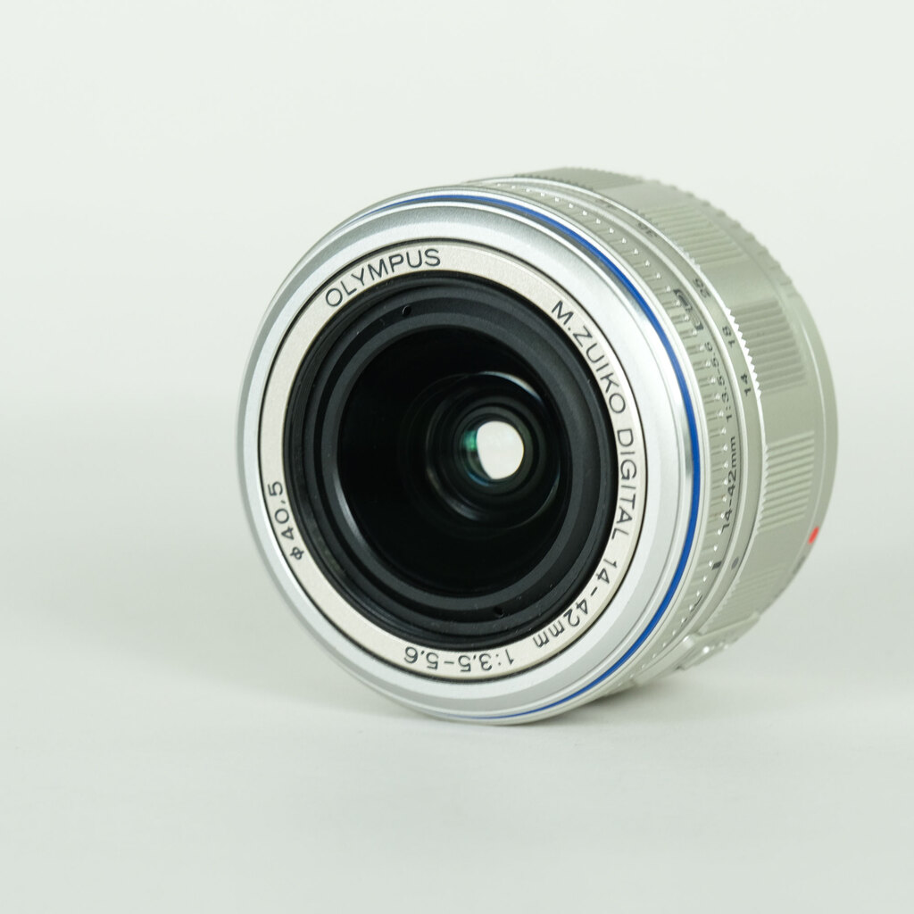 OLYMPUS M.ZUIKO DIGITAL ED 14-42mm F3.5-5.6 シルバーの出品 | ONE