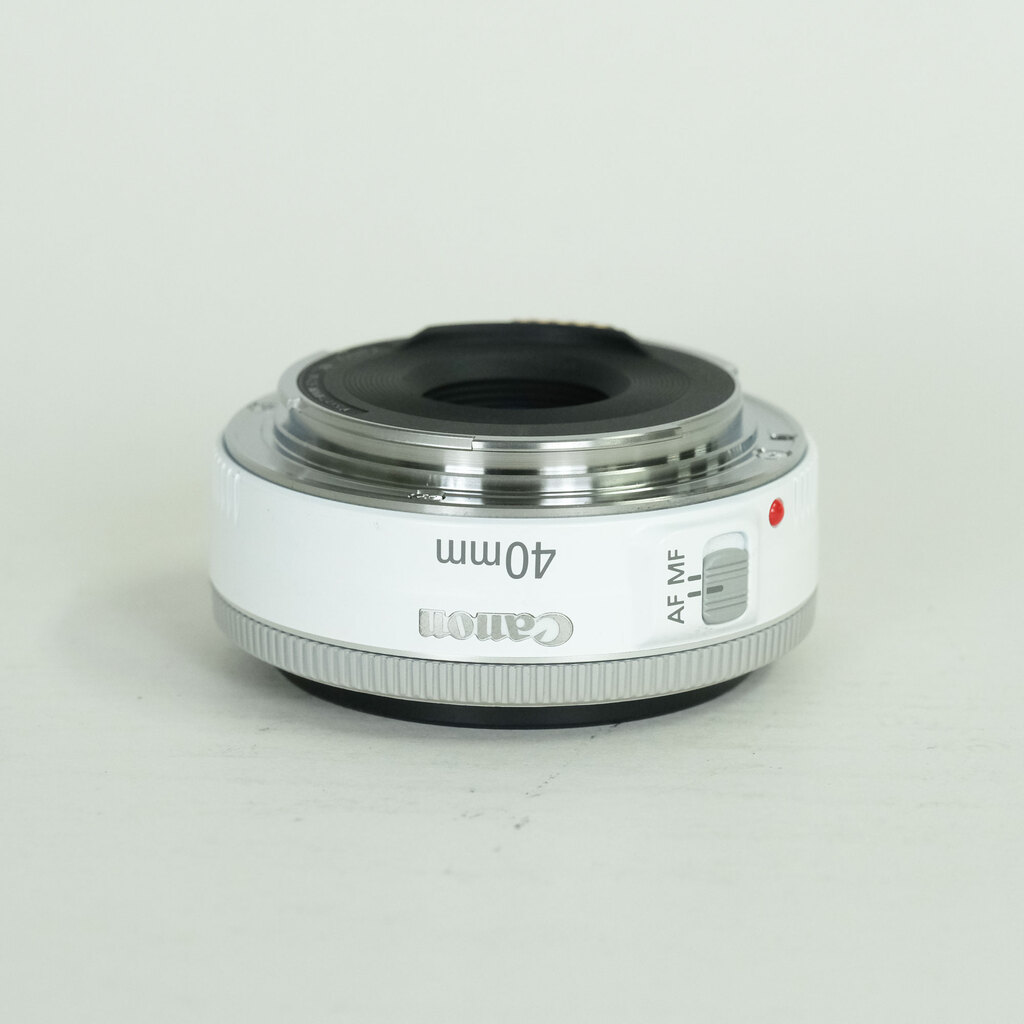 Canon EF40mm F2.8 STM ホワイト