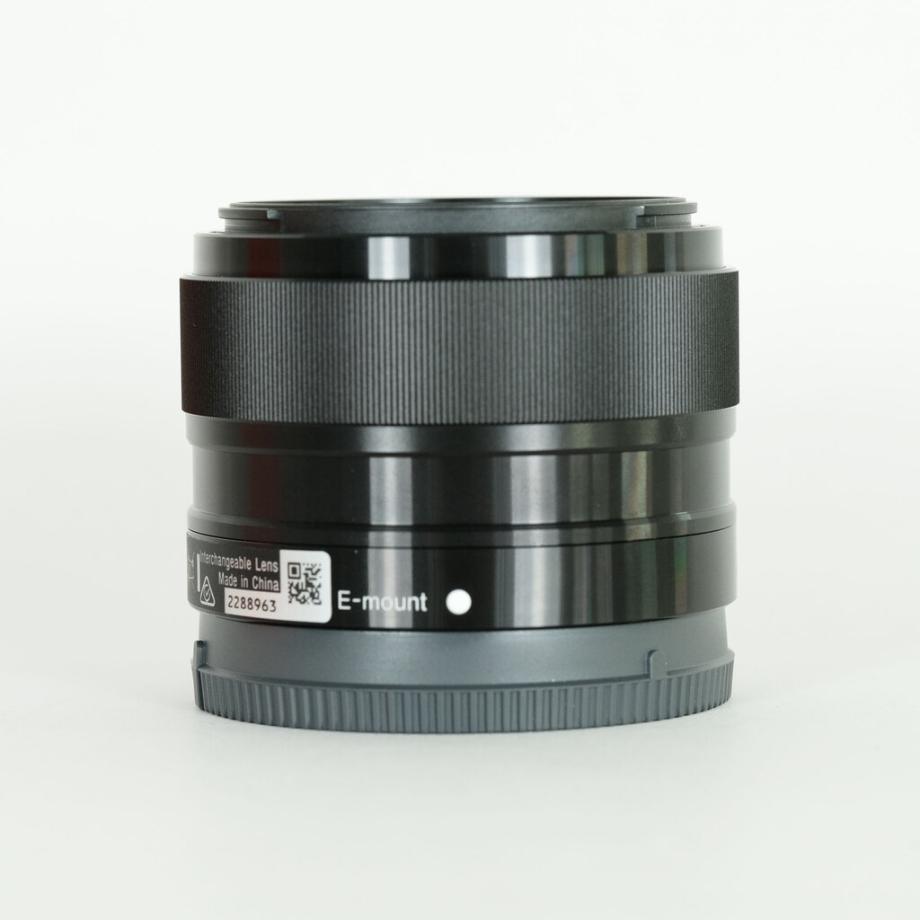 SONY E 35mm F1.8 OSS SEL35F18