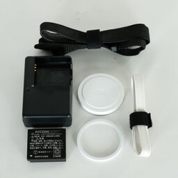 RICOH GR DIGITAL IV ホワイトエディション