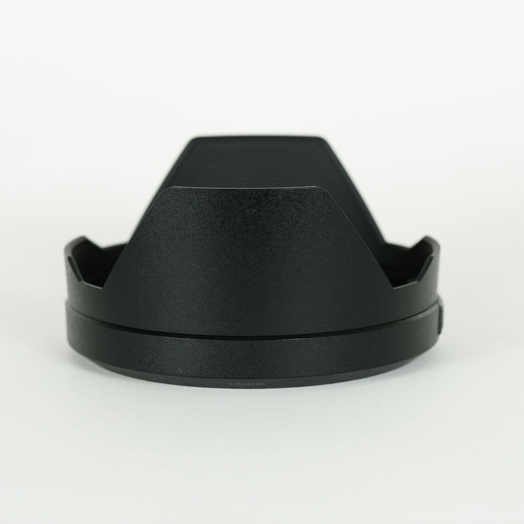 Panasonic LUMIX S 24-105mm F4 MACRO O.I.S. Panasonic LUMIX S 24-105mm F4 MACRO O.I.S.