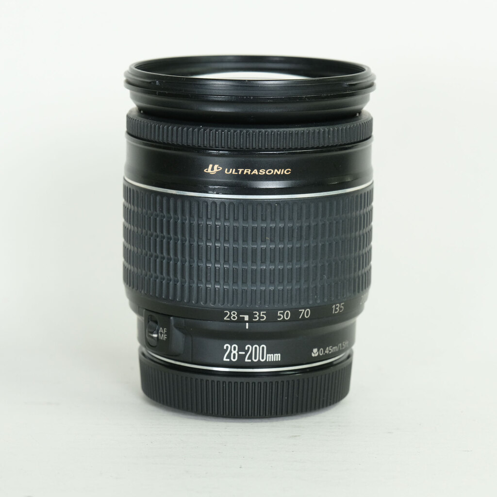 Canon EF28-200mm F3.5-5.6 USM