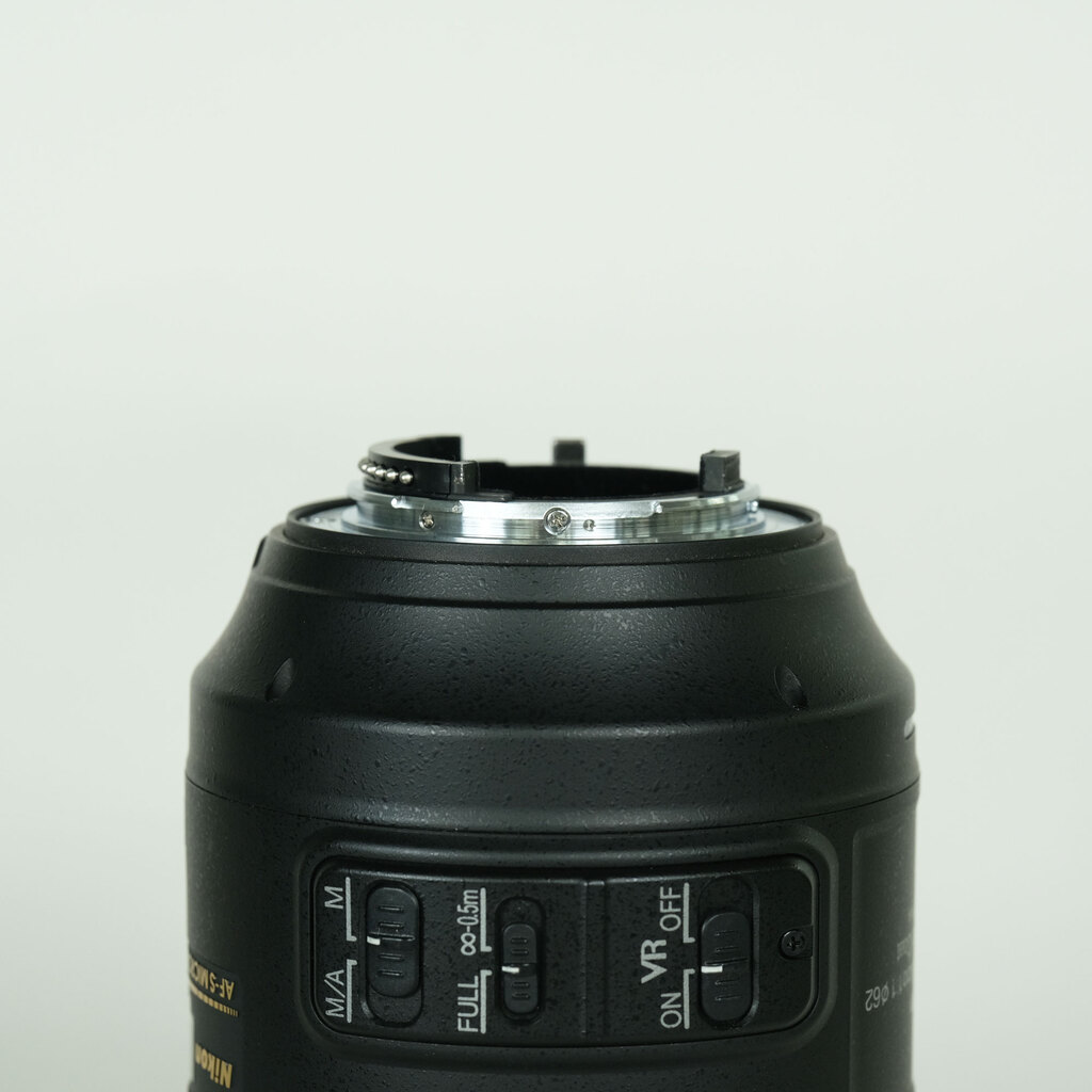 Nikon AF-S VR Micro-Nikkor 105mm f/2.8G IF-EDの出品 | ONE SCENE