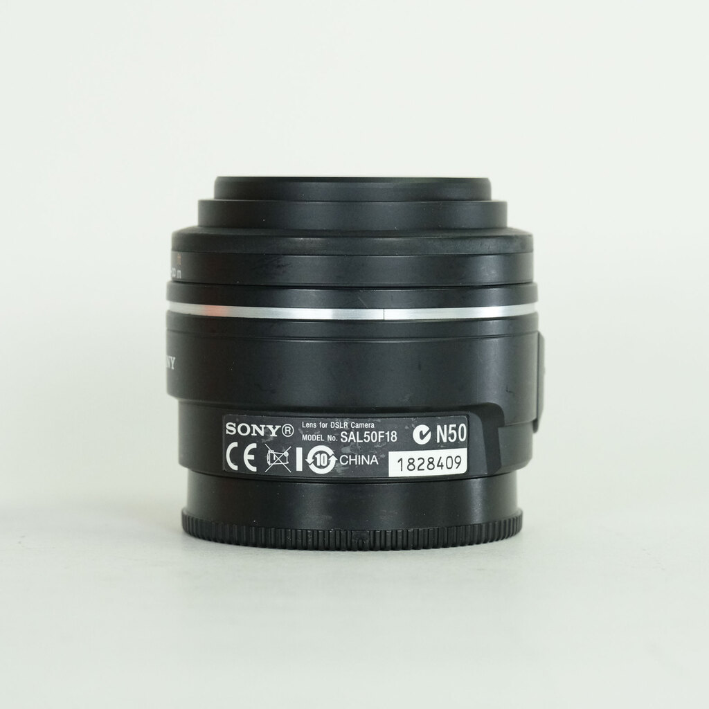 SONY DT 50mm F1.8 SAM SAL50F18