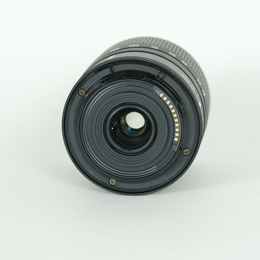 Nikon NIKKOR Z DX 18-140mm f/3.5-6.3 VR Nikon NIKKOR Z DX 18-140mm f/3.5-6.3 VR