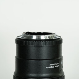 Canon EF100mm F2.8Lマクロ IS USM