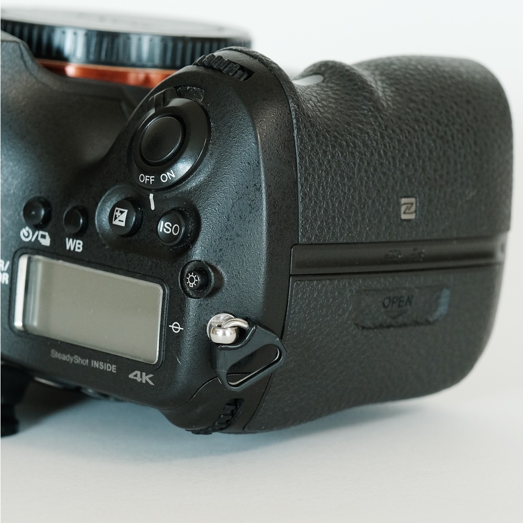 SONY α99II（ILCA-99M2）