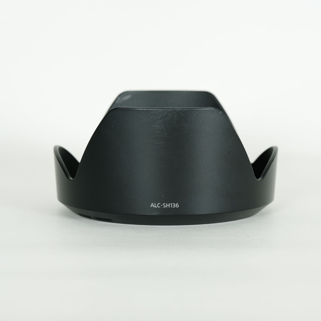 SONY FE 24-240mm F3.5-6.3 OSS SEL24240