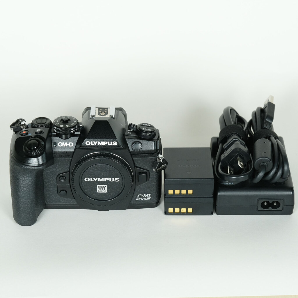 OLYMPUS OM-D E-M1 Mark III OLYMPUS OM-D E-M1 Mark III