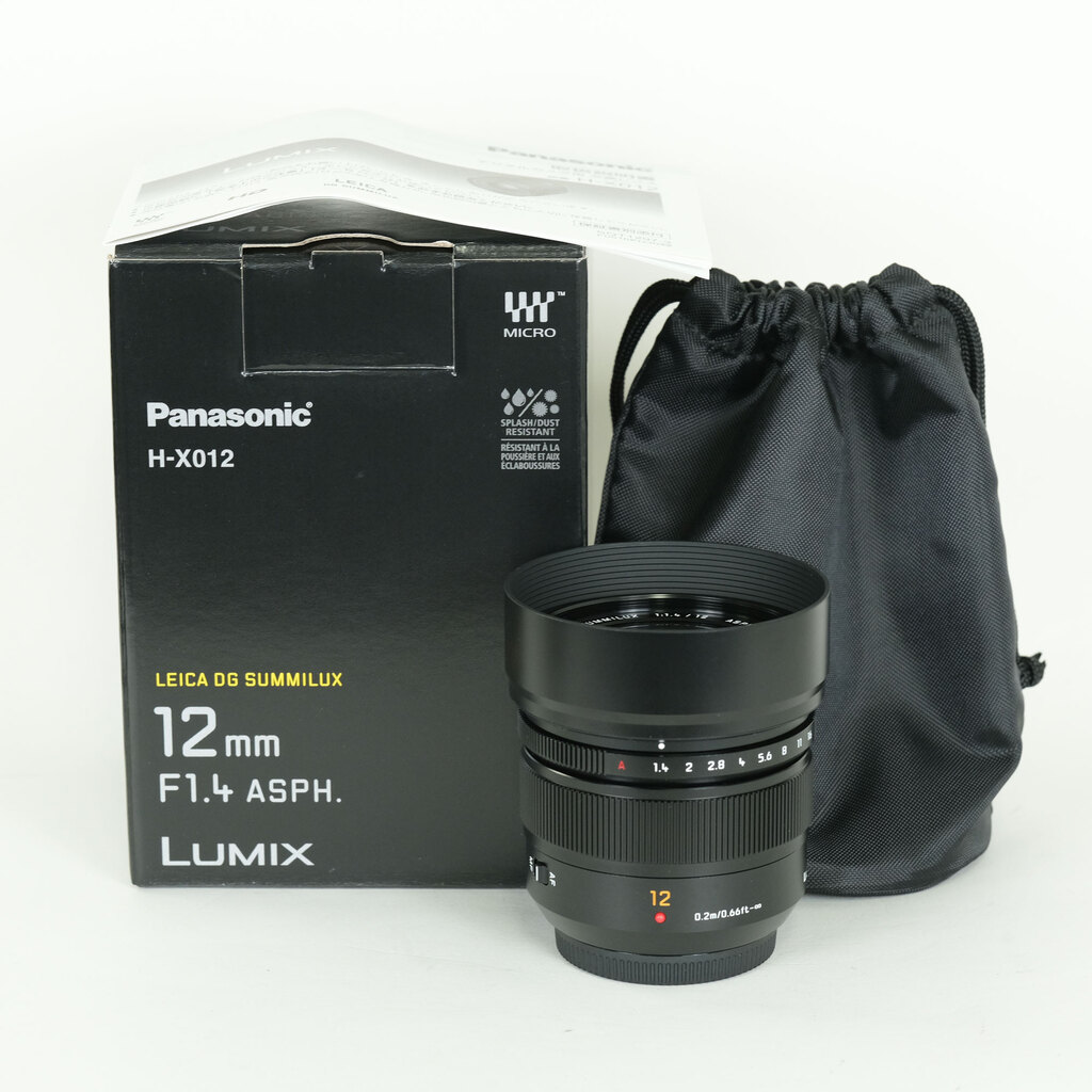 Panasonic LEICA DG SUMMILUX 12mm / F1.4 ASPH.