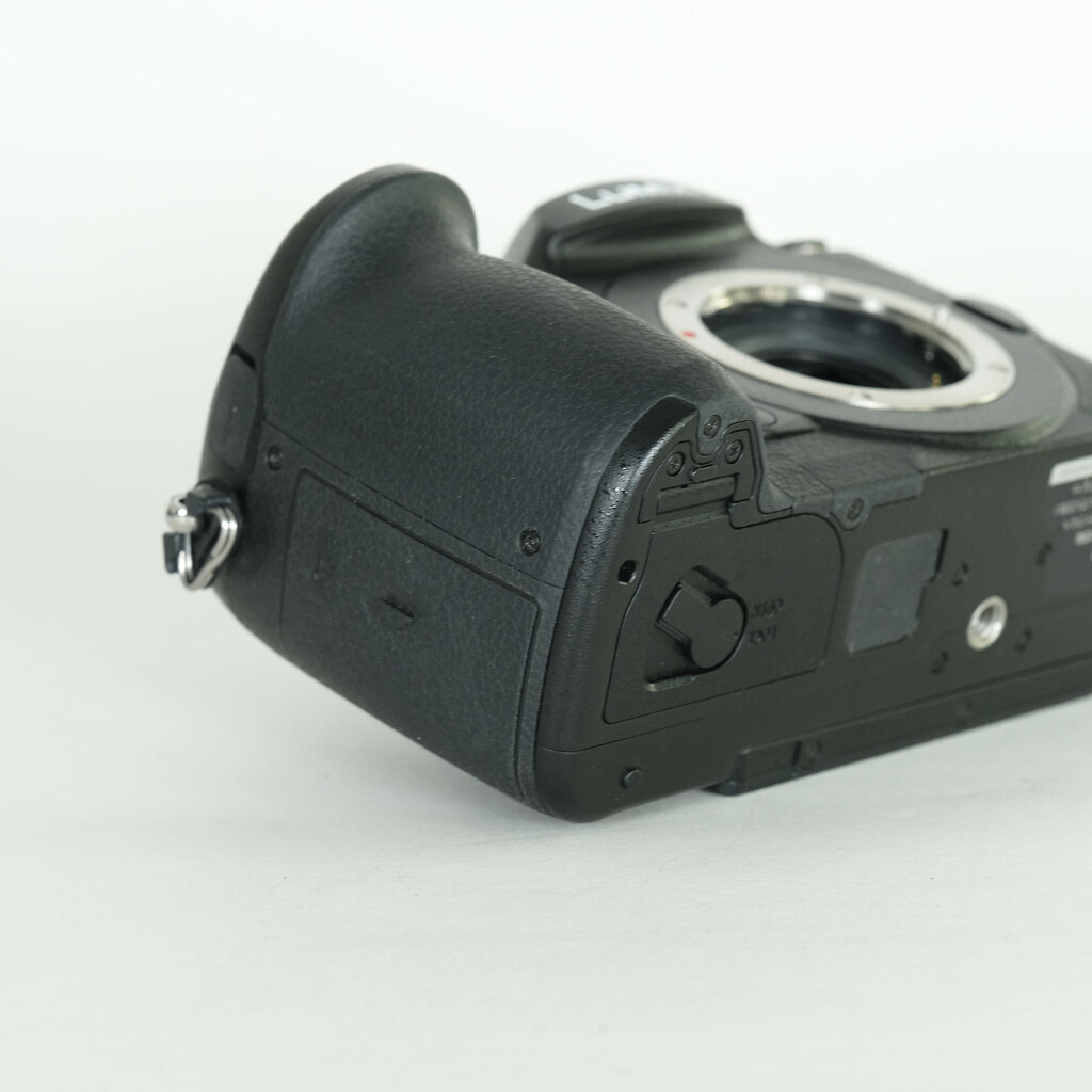 Panasonic LUMIX DC-GH5M2