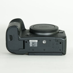 Canon EOS R6 Canon EOS R6