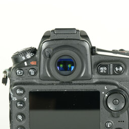 Nikon D810