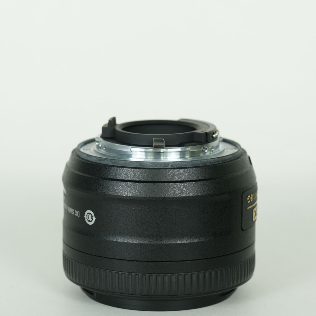 Nikon AF-S DX NIKKOR 35mm f/1.8Gの出品 | ONE SCENE（ワンシーン）